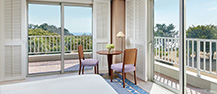 Premier Suite interior2